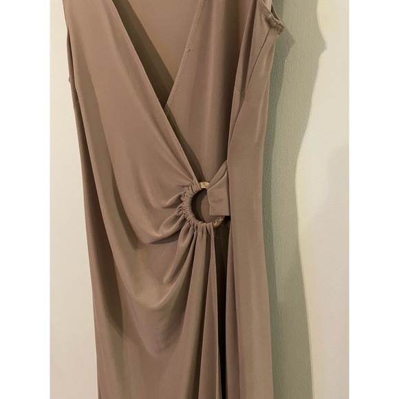 Joseph Ribkoff V-Neck Sleeveless Cinch Waist Dress - Picture 3 of 7